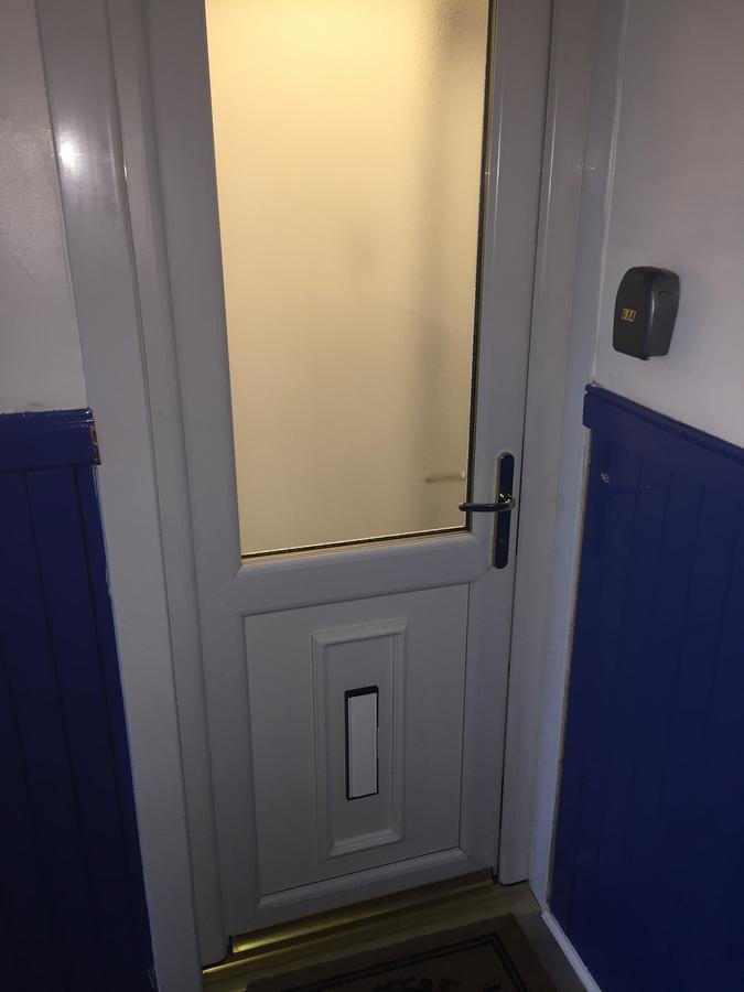 Garden Gate Upper Apartment Prestwick Exterior foto